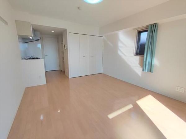 川崎市川崎区日進町のマンション