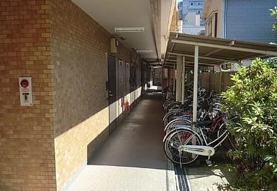 川崎市中原区井田三舞町のマンション