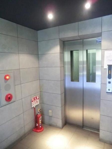 横浜市港北区新横浜３丁目のマンション