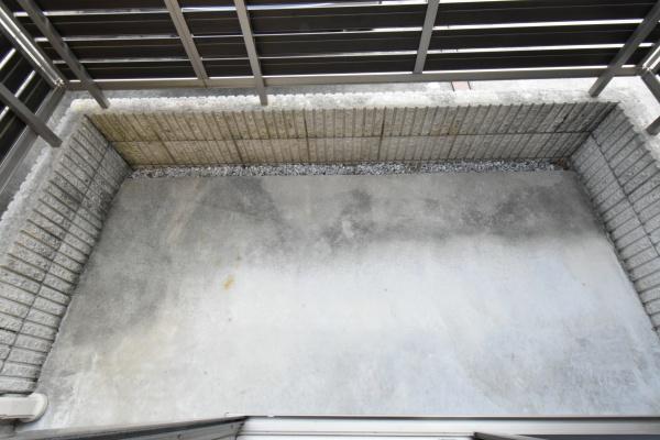 川崎市高津区久地１丁目のアパート