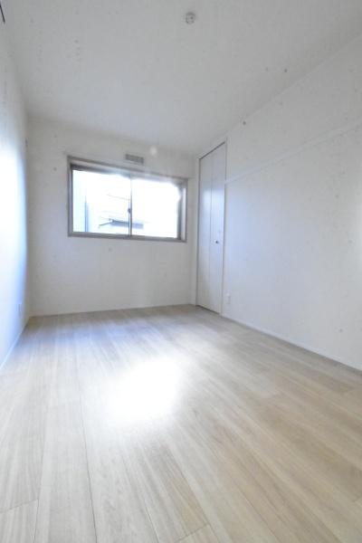 川崎市高津区久地１丁目のアパート