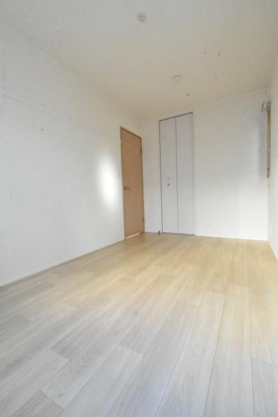 川崎市高津区久地１丁目のアパート