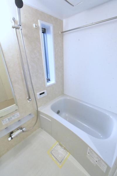 川崎市高津区久地１丁目のアパート