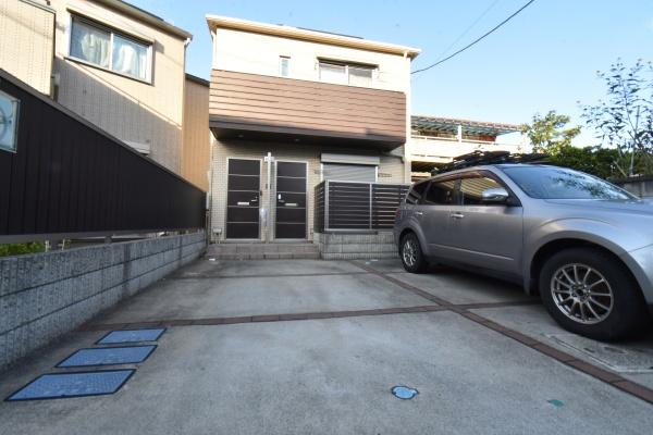 川崎市高津区久地１丁目のアパート