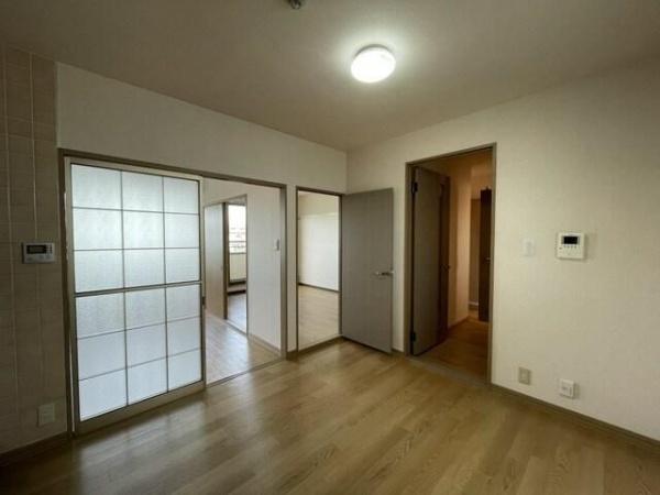 川崎市中原区下小田中３丁目のマンション