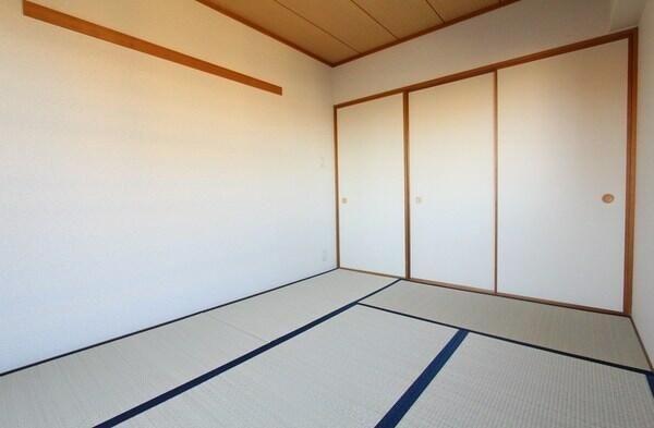 川崎市中原区下新城１丁目のマンション