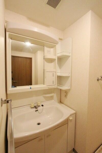 川崎市中原区下新城１丁目のマンション