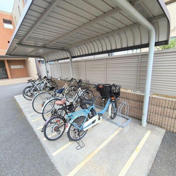 川崎市中原区下小田中６丁目のマンション