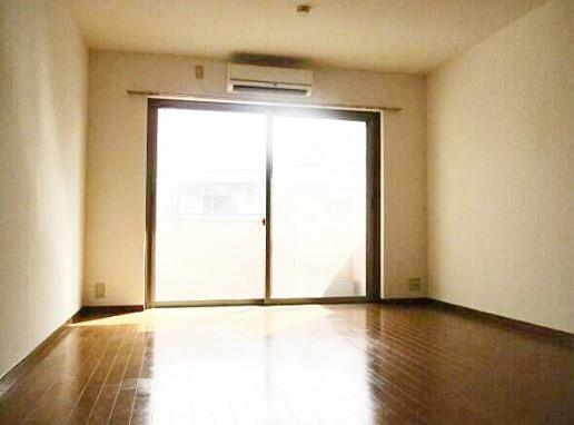 川崎市中原区下小田中３丁目のマンション