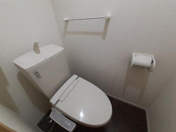 川崎市高津区下野毛２丁目のアパート