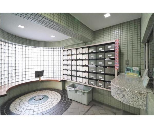 川崎市中原区上新城２丁目のマンション