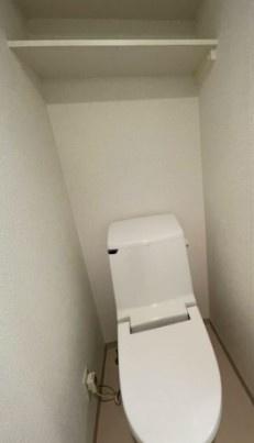 川崎市中原区上新城２丁目のマンション