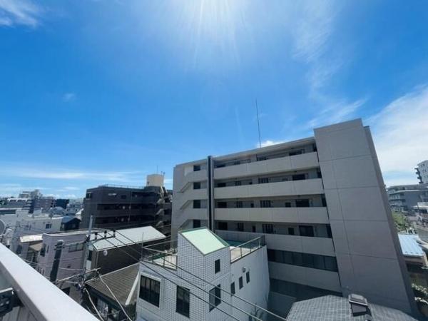 横浜市西区浜松町のマンション