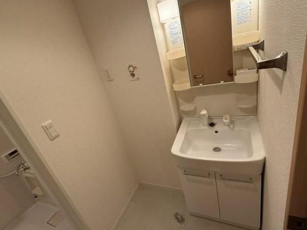 川崎市高津区北見方２丁目のアパート