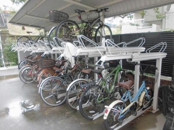 川崎市宮前区土橋２丁目のマンション