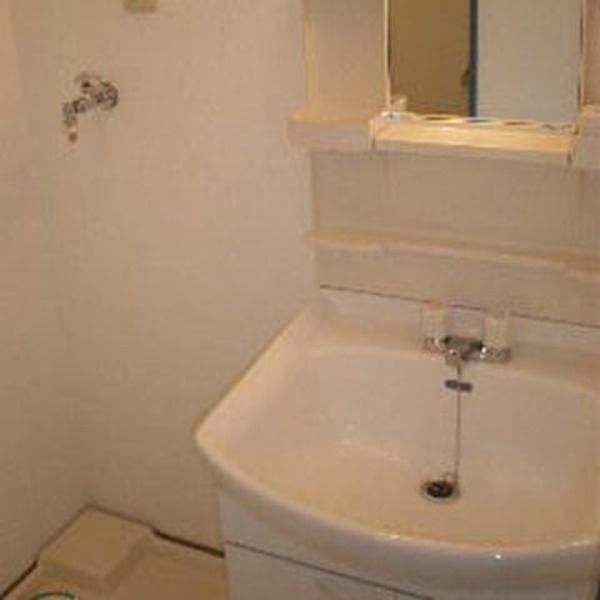 川崎市幸区神明町１丁目のハイツ