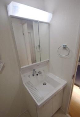 川崎市幸区南幸町３丁目のアパート