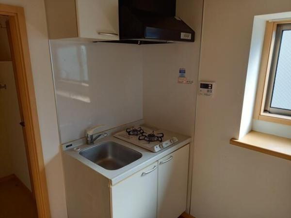 横浜市神奈川区西神奈川２丁目のアパート