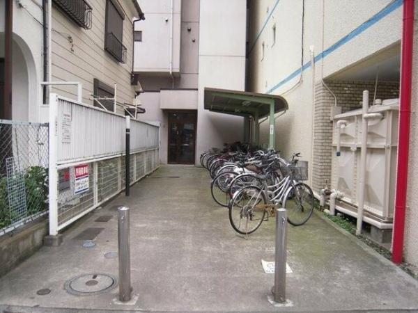 横浜市鶴見区鶴見中央４丁目のマンション