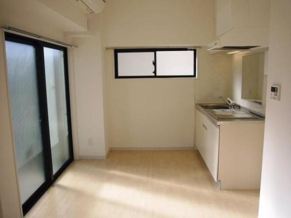 横浜市鶴見区鶴見中央３丁目のマンション