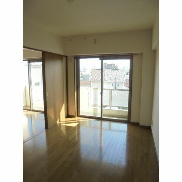 川崎市幸区下平間のマンション