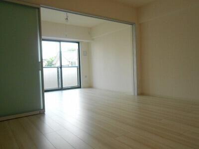 目黒区下目黒３丁目のマンション