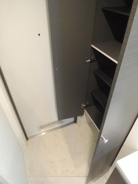 大田区東雪谷４丁目のアパート