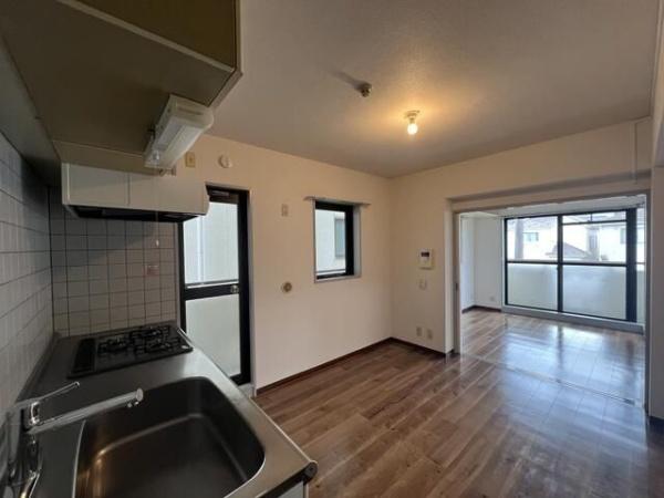 川崎市多摩区宿河原２丁目のマンション