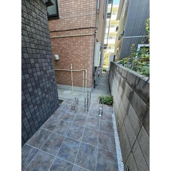 川崎市幸区小倉４丁目のマンション