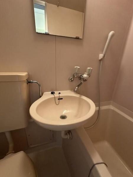 川崎市中原区苅宿のアパート