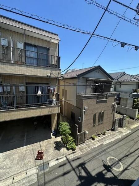 川崎市中原区苅宿のアパート