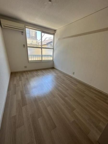 川崎市中原区苅宿のアパート