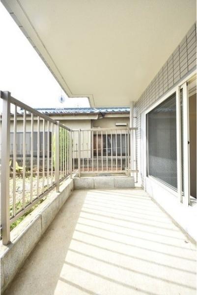 川崎市高津区久地３丁目のマンション