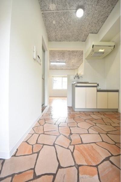 川崎市高津区久地３丁目のマンション