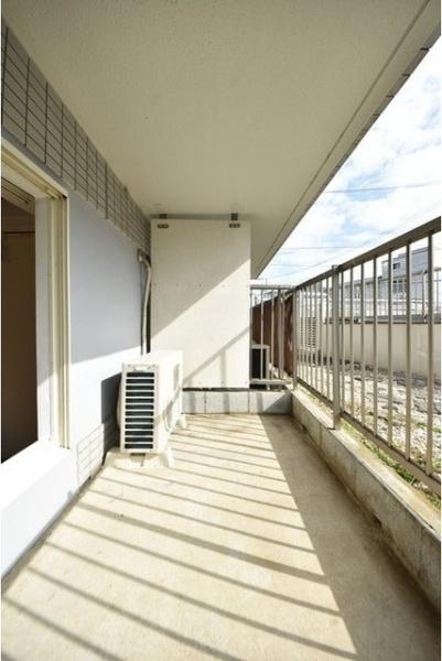 川崎市高津区久地３丁目のマンション