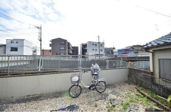 川崎市高津区久地３丁目のマンション