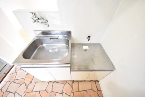 川崎市高津区久地３丁目のマンション