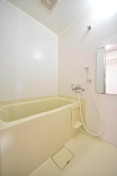 川崎市高津区久地３丁目のマンション