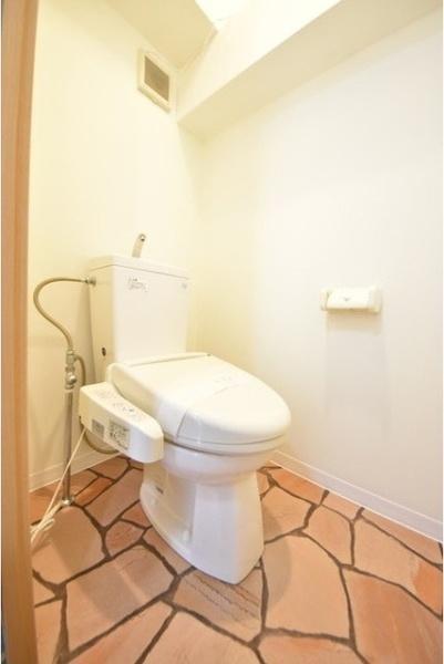 川崎市高津区久地３丁目のマンション