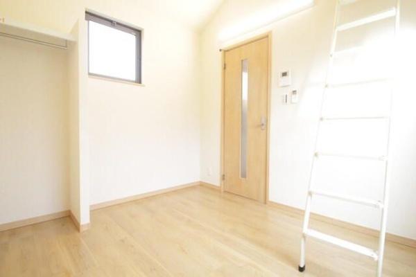 横浜市鶴見区潮田町１丁目のアパート