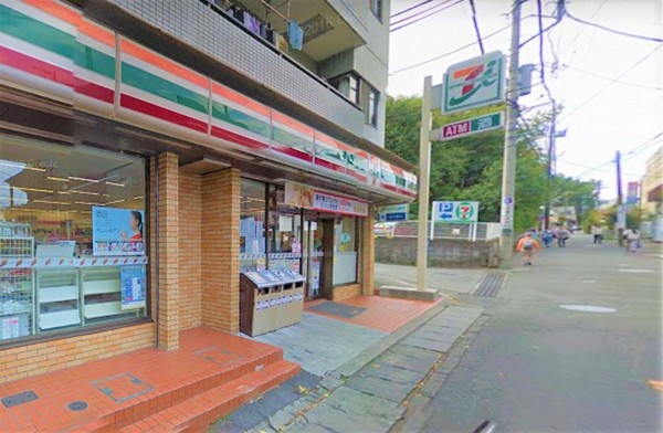 アザーレ・バモス読売ランド前(セブンイレブン川崎西生田店)