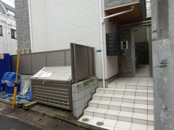 アザーレ・バモス読売ランド前