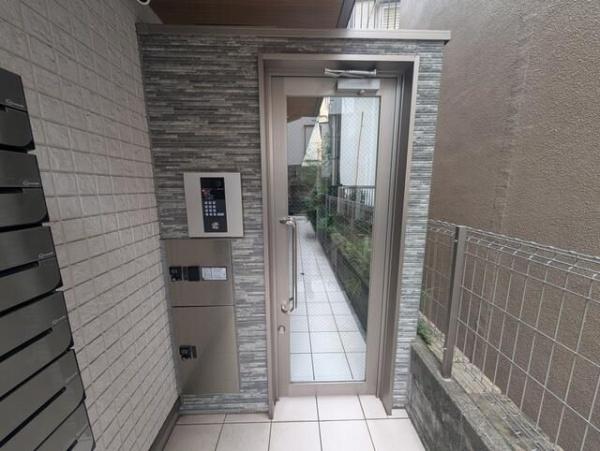 アザーレ・バモス読売ランド前