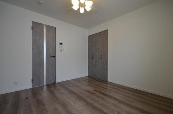 アザーレ・バモス読売ランド前