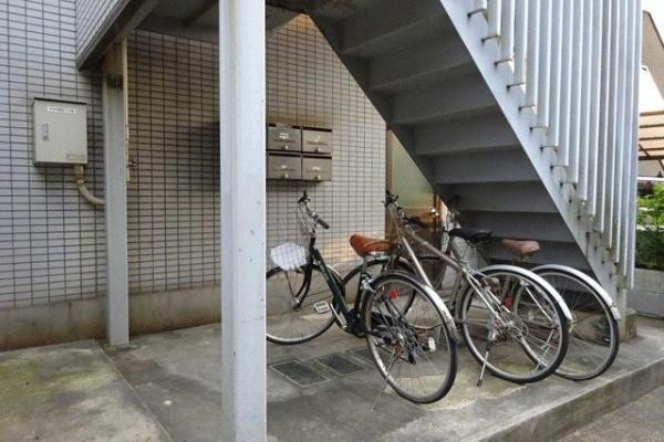 川崎市高津区下野毛３丁目のマンション