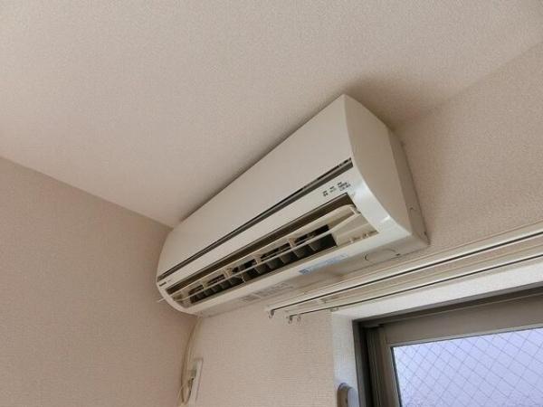 横浜市神奈川区子安通１丁目のアパート