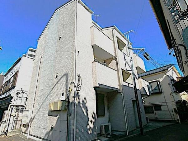 横浜市神奈川区子安通１丁目のアパート