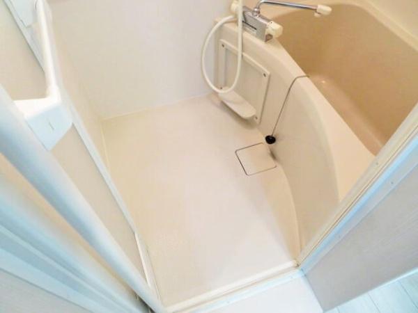 川崎市多摩区西生田５丁目のアパート