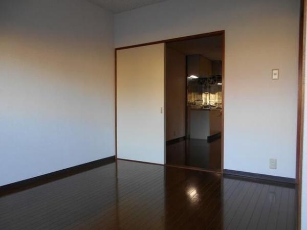 世田谷区鎌田３丁目のマンション