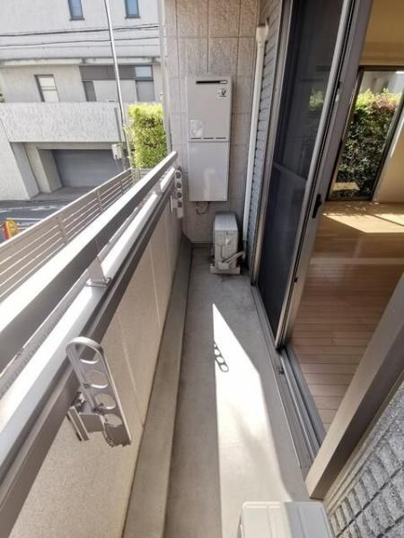 目黒区柿の木坂１丁目のアパート